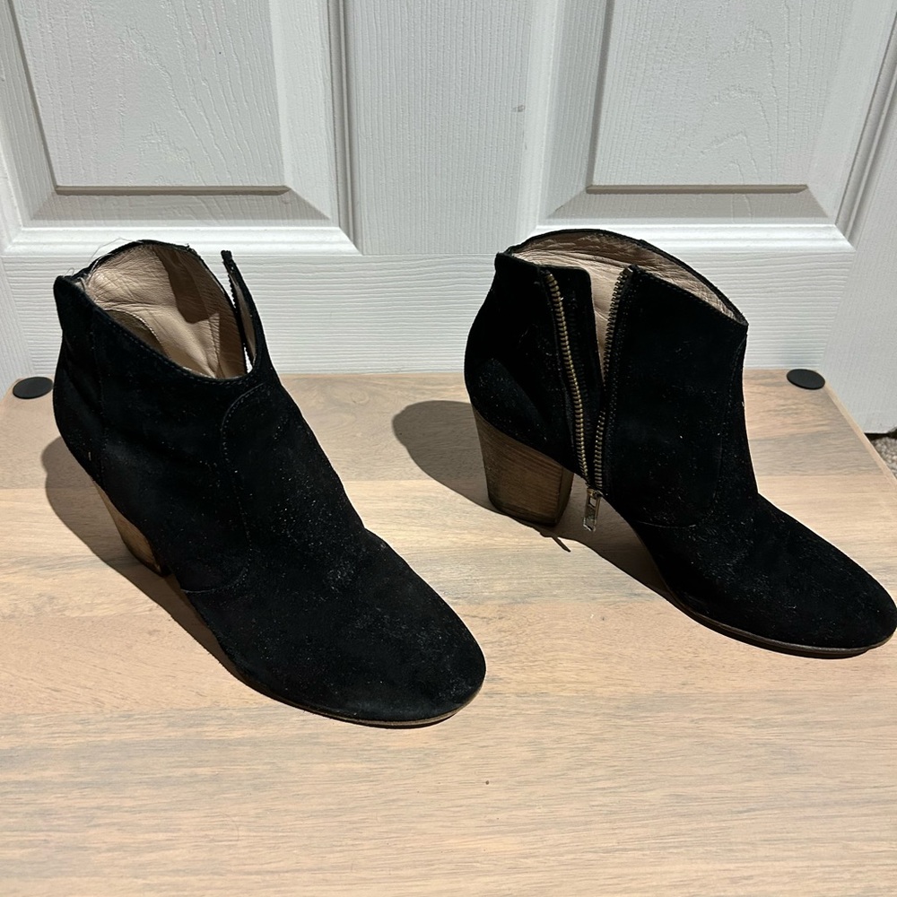 Club Monaco black suede short bootie in size 8